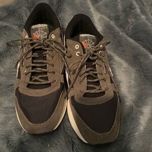 Men’s Reebok sneakers